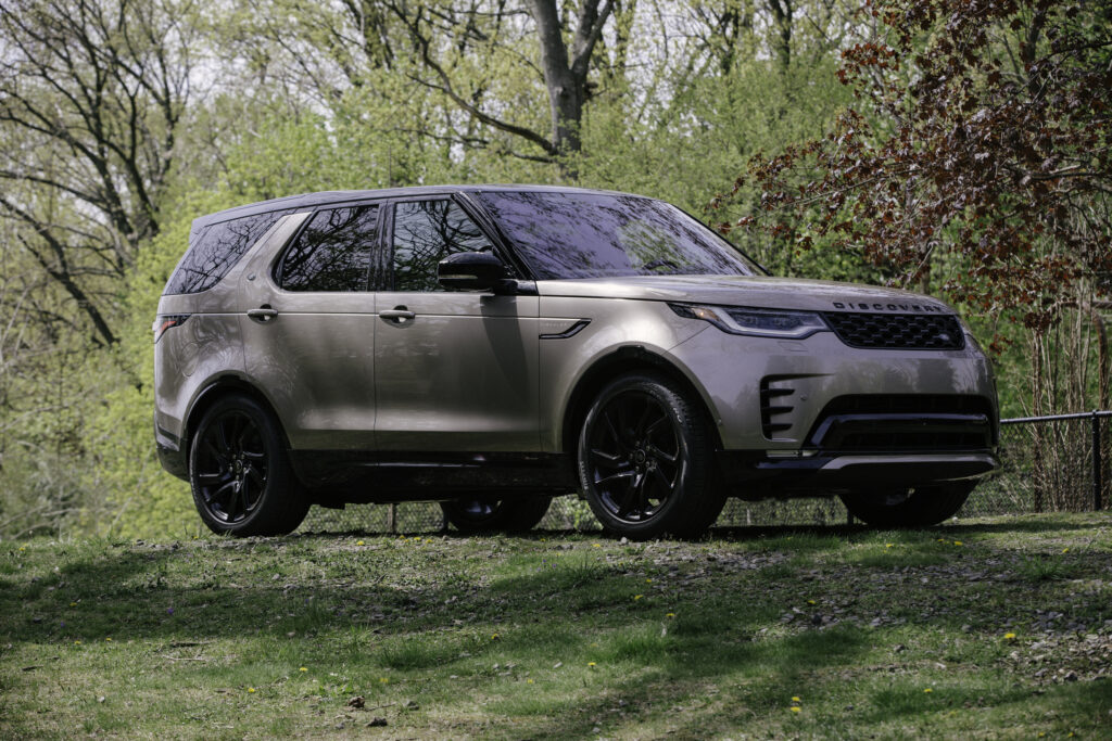 Water Keeps Wrecking Discovery’s Camera, So Land Rover Is Reaching For A Drill