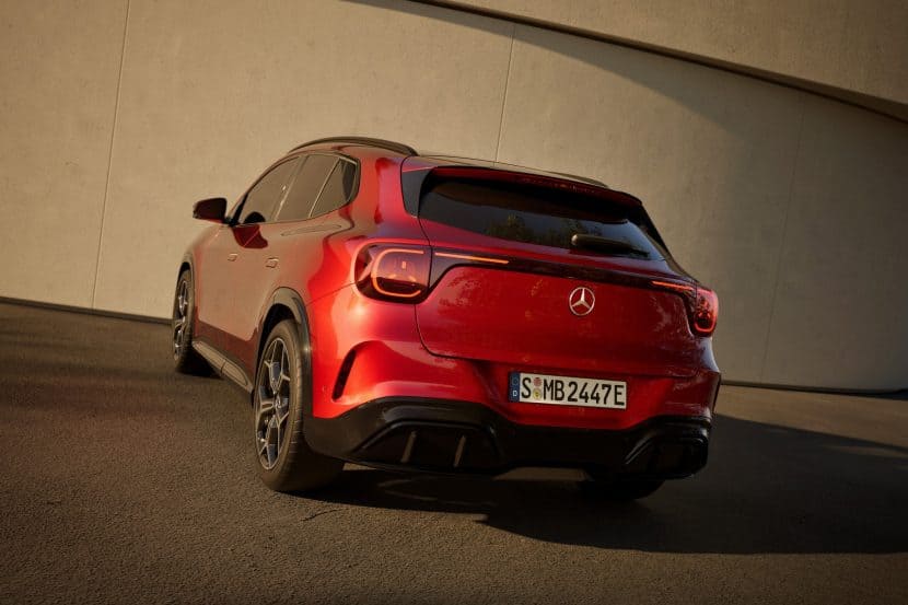 2027 MERCEDES GLA 15