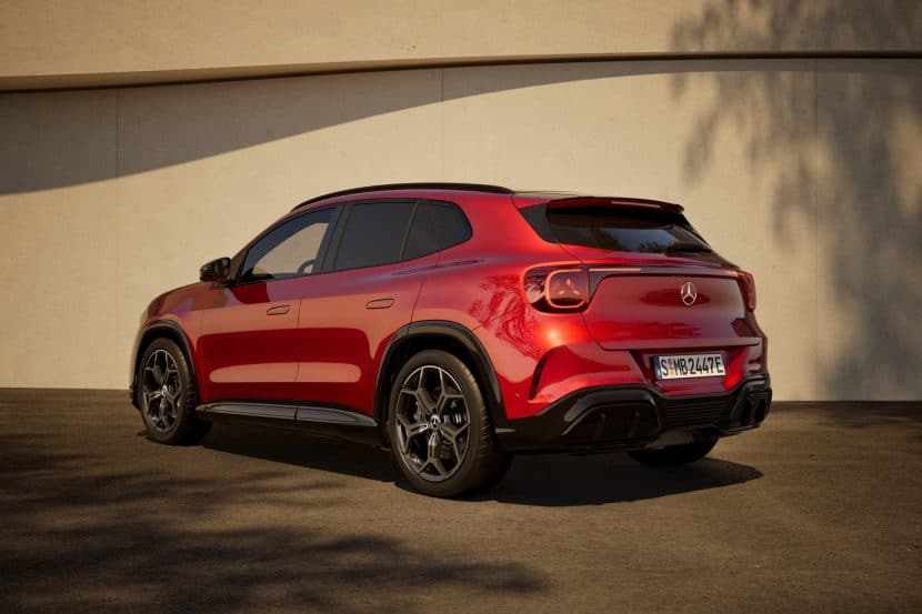 2027 MERCEDES GLA 16