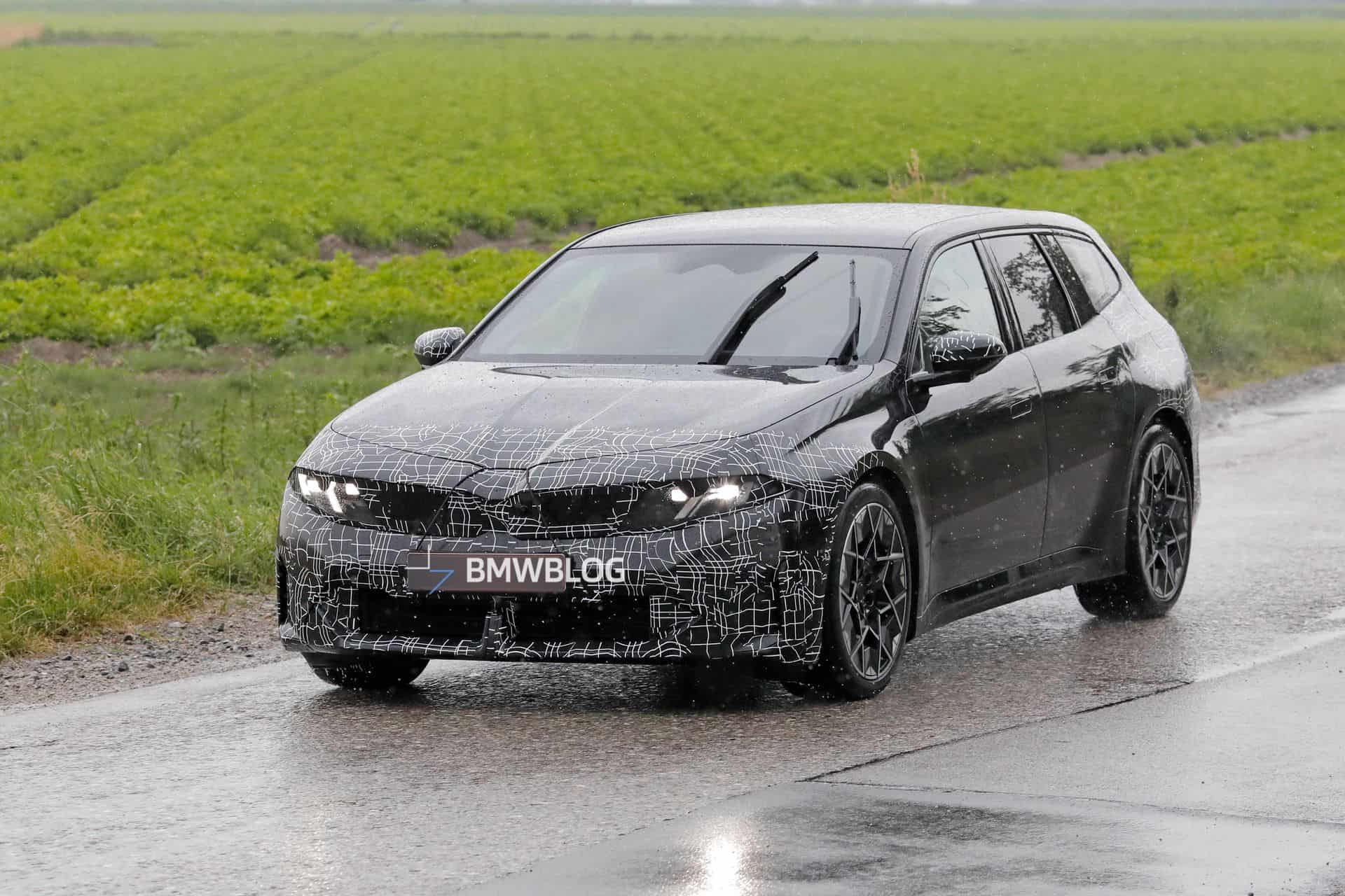 2027 BMW I3 TOURING 10