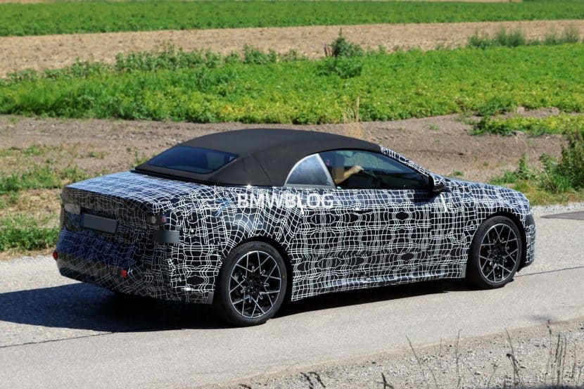 BMW I4 CONVERTIBLE 04