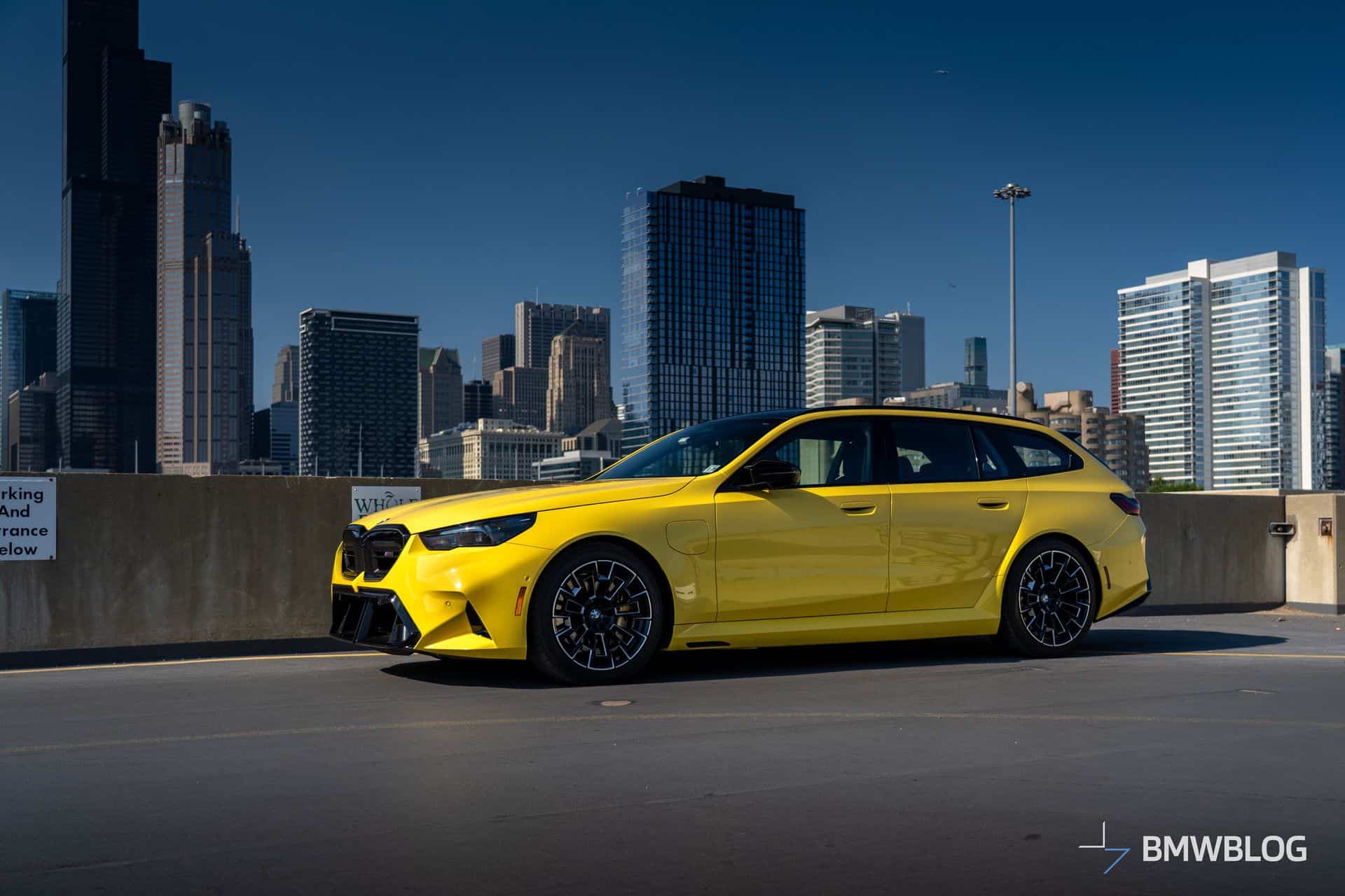 BMW M5 TOURING REVIEW OWNER 27