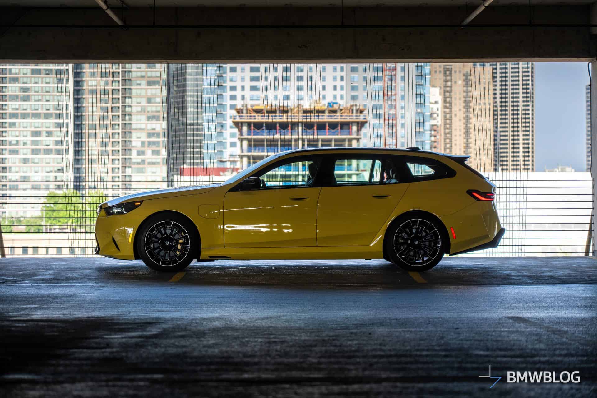 BMW M5 TOURING REVIEW OWNER 61