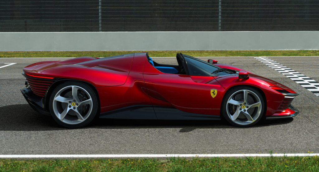 Cristiano Ronaldo Has Three Bugattis In One Garage And That’s Not Even Half Of It