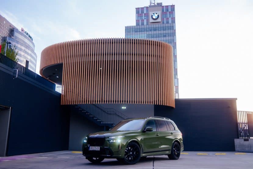 2026 BMW X7 XDRIVE 40D URBAN GREEN SOLID 17