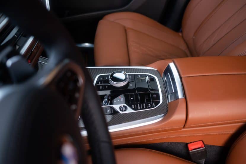 2026 BMW X7 XDRIVE 40D URBAN GREEN SOLID 2