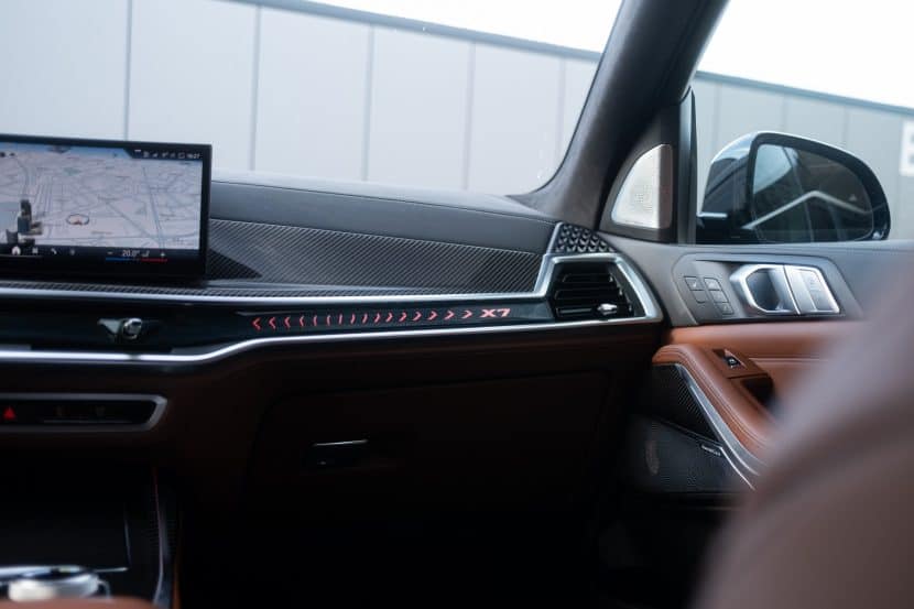 2026 BMW X7 XDRIVE 40D URBAN GREEN SOLID 7