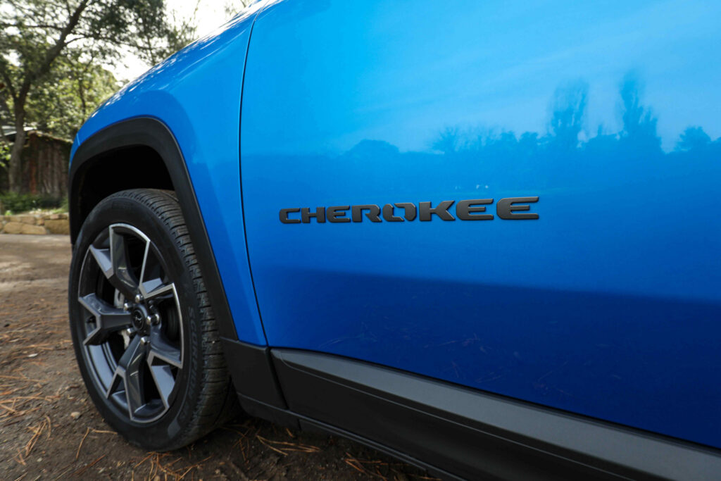  Next-Gen Jeep Cherokee Trades Mexico For America, Arrives Sooner Than You Think