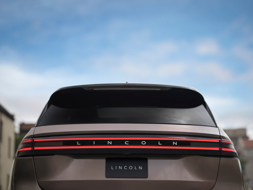  Ford’s $28k Electric Truck Is Set To Spawn A New Lincoln Crossover