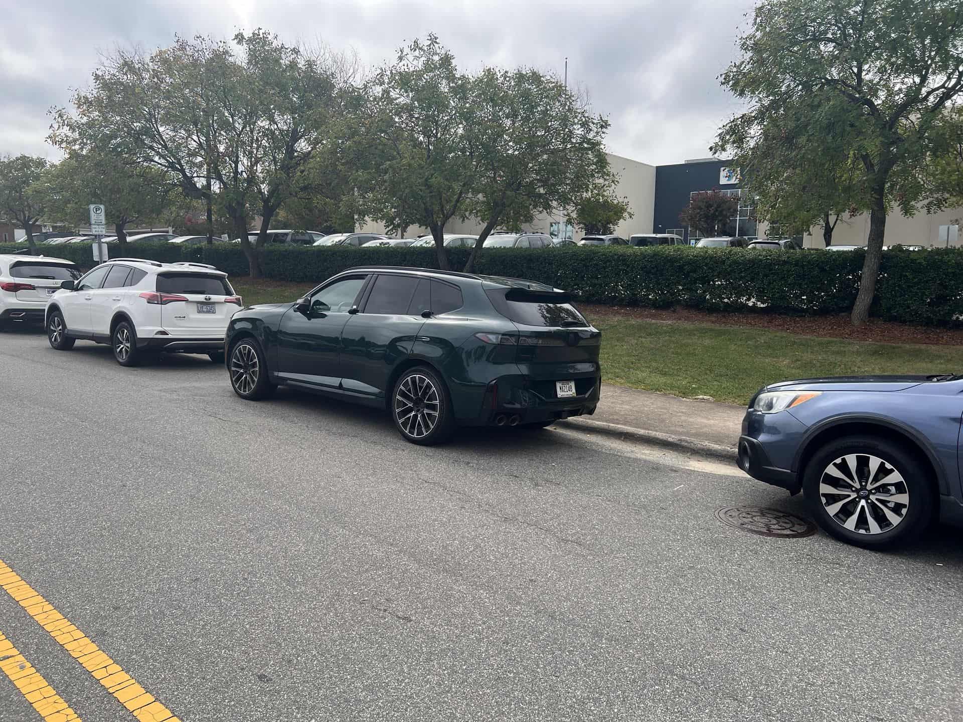 2027 BMW X5 M60 V8 02