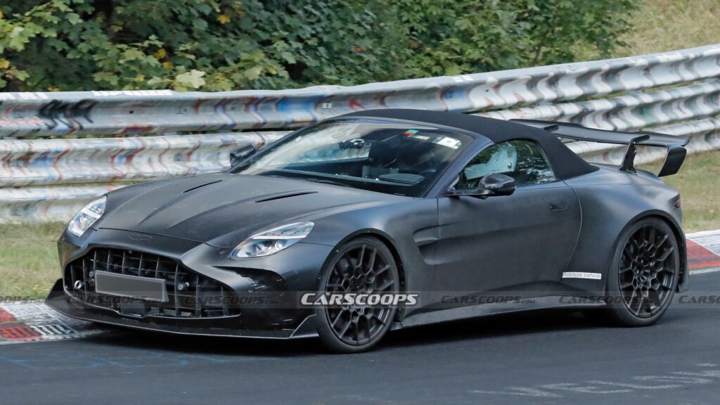  Aston Martin’s Vantage RS Roadster Is Chasing Porsche’s Most Controversial 911