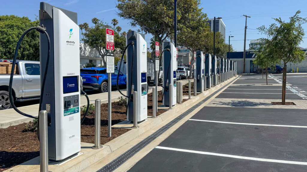 The Best Fast Charging Experience In America Isn’t From Tesla