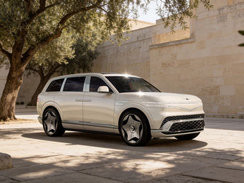 GENESIS GV90 4