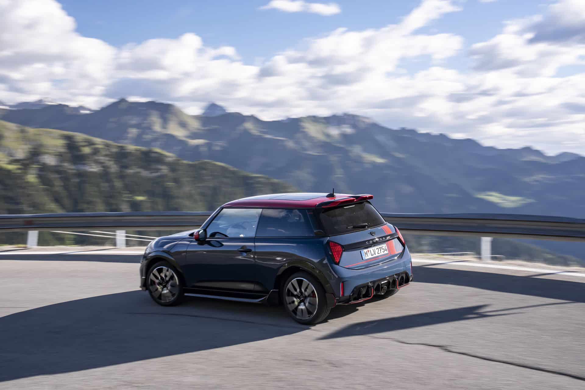MINI JOHN COOPER WORKS GENUINE ACCESSORIES 00