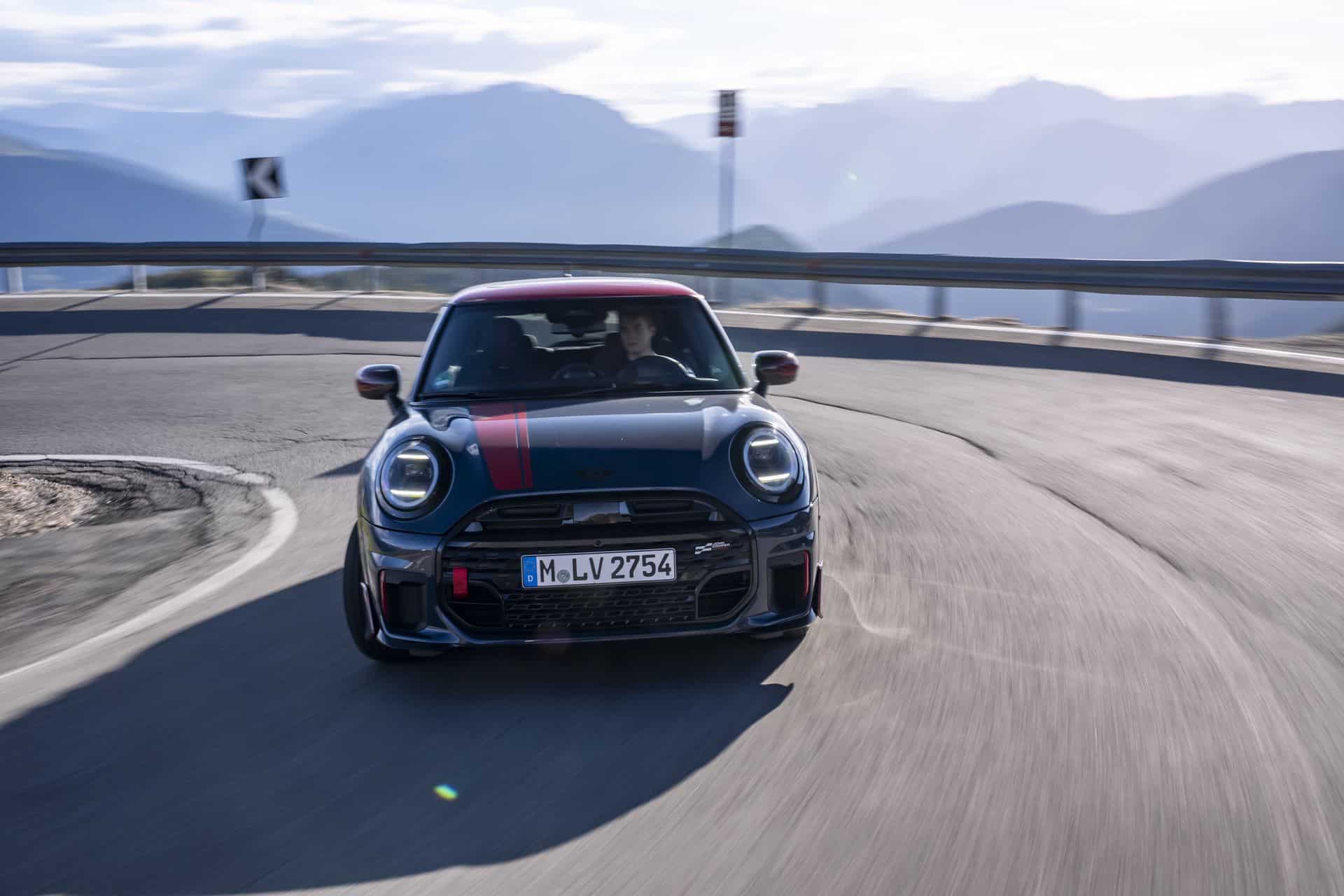 MINI JOHN COOPER WORKS GENUINE ACCESSORIES 04