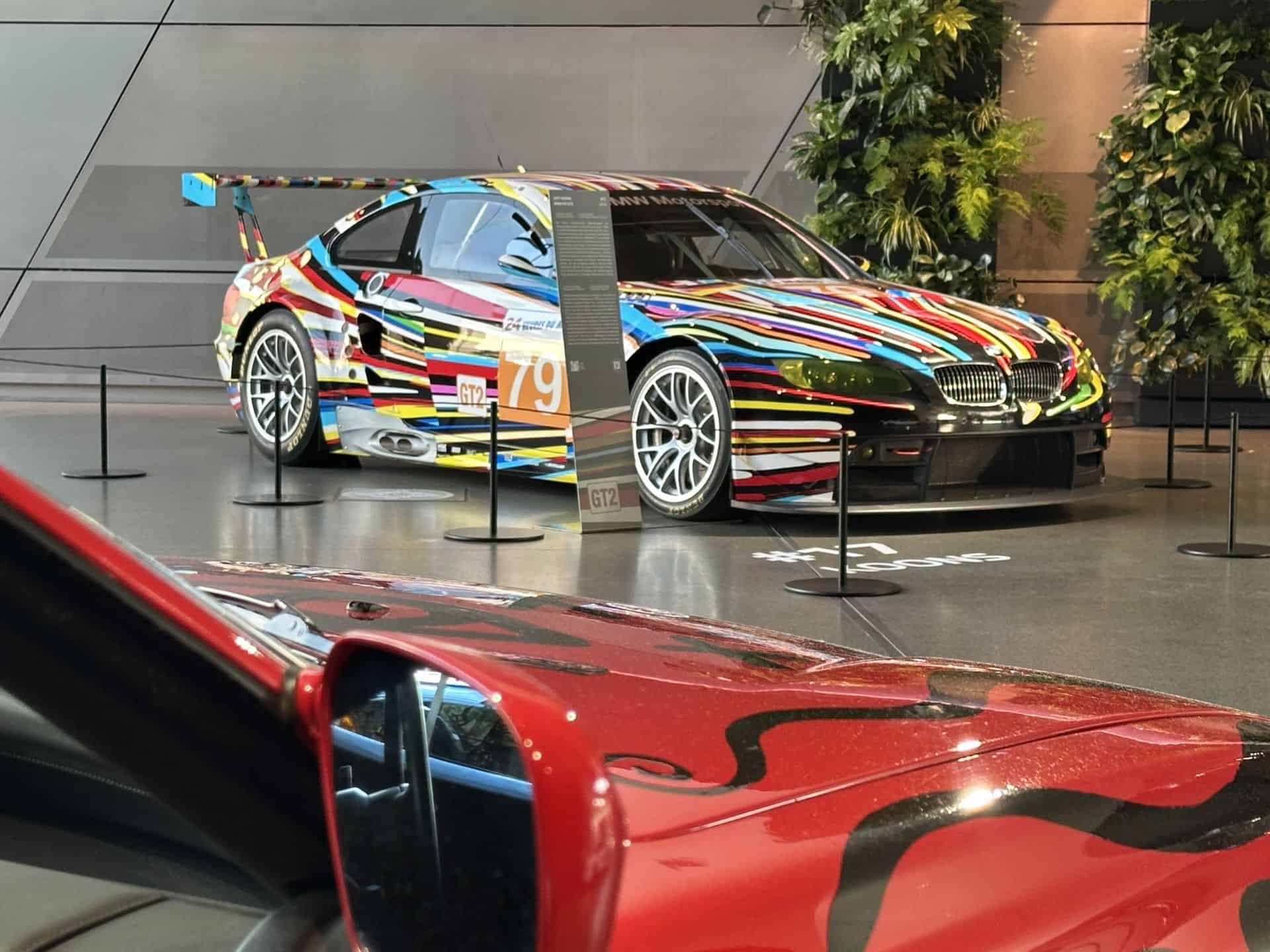 BMW CAR CAR 17 JEFF KOONS 00