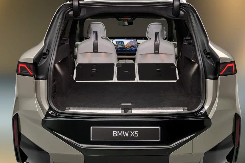 BMW IX5 EXTERIOR 02
