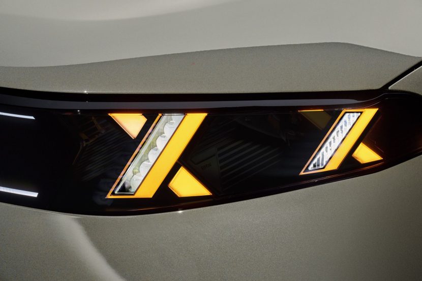 BMW IX5 EXTERIOR 09