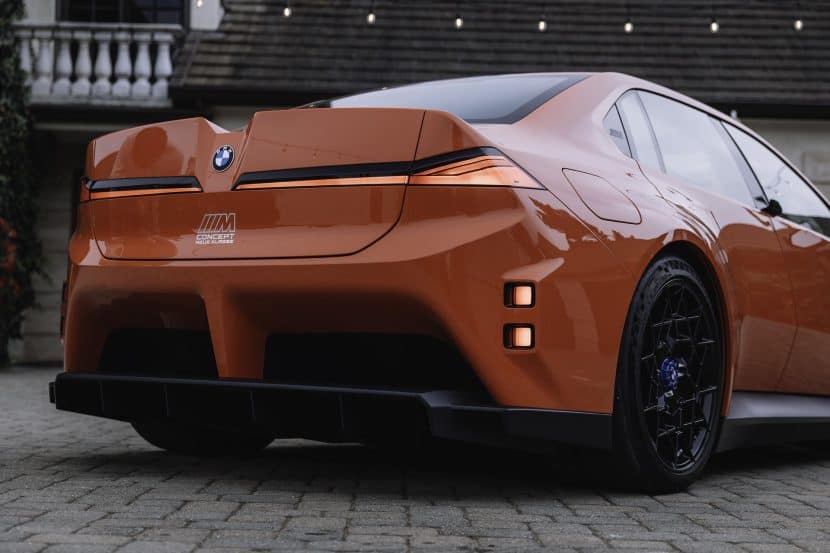BMW M CONCEPT NEUE KLASSE 24