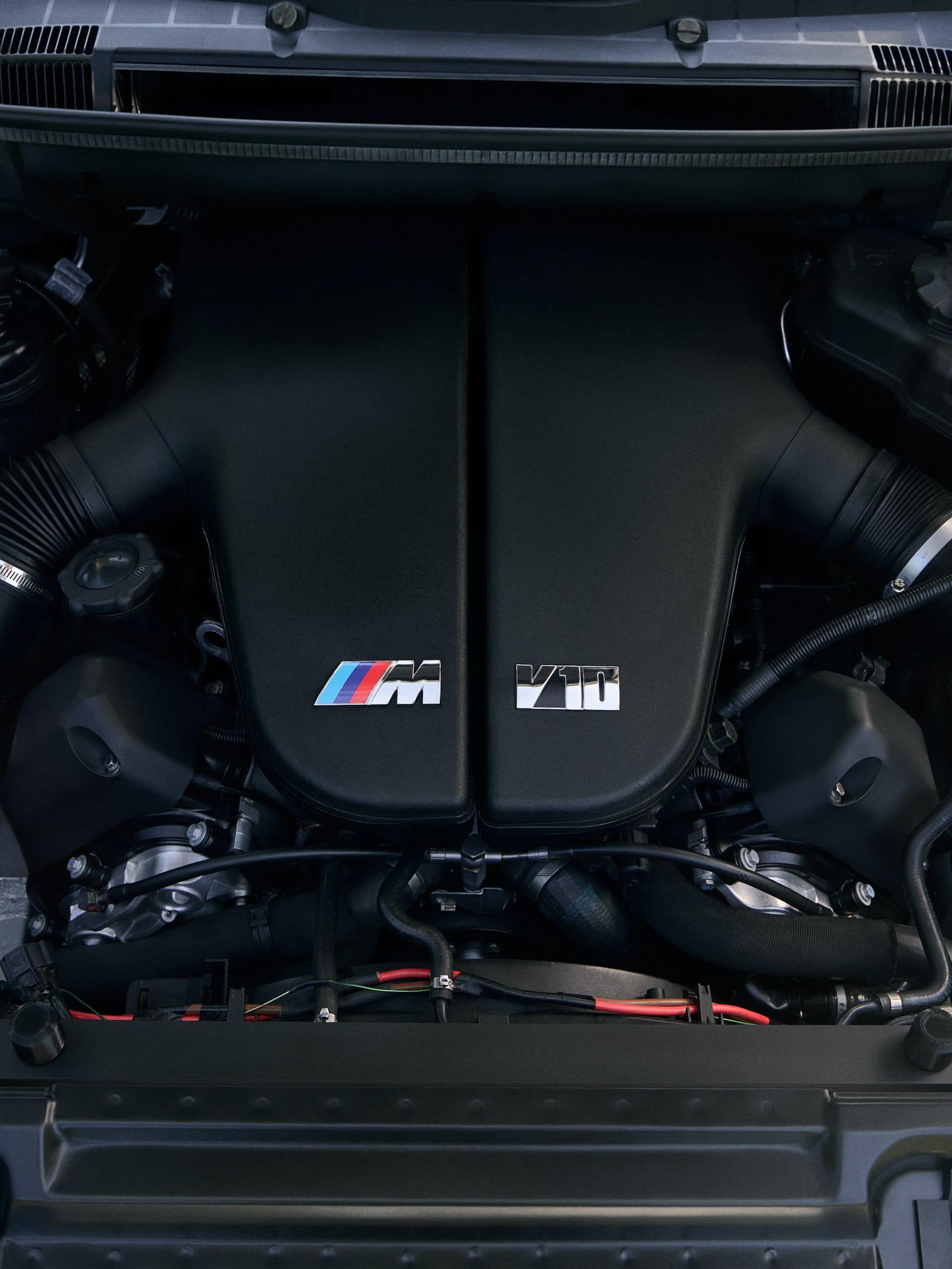 KITH E53 BMW X5 S85 engine