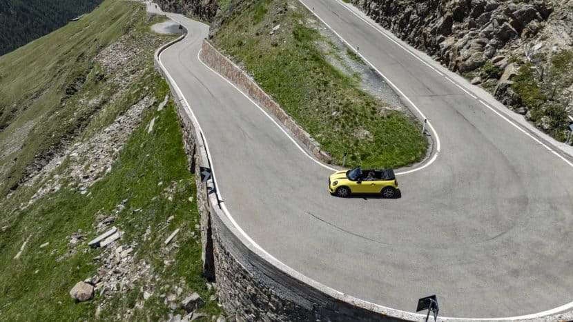 MINI JOHN COOPER WORKS CONVERTIBLE SUNNY SIDE YELLOW CLIFF 2