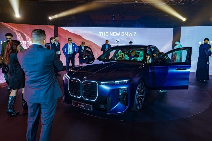 2027 BMW 7 SERIES LCI DEBUTS IN DUBAI 2