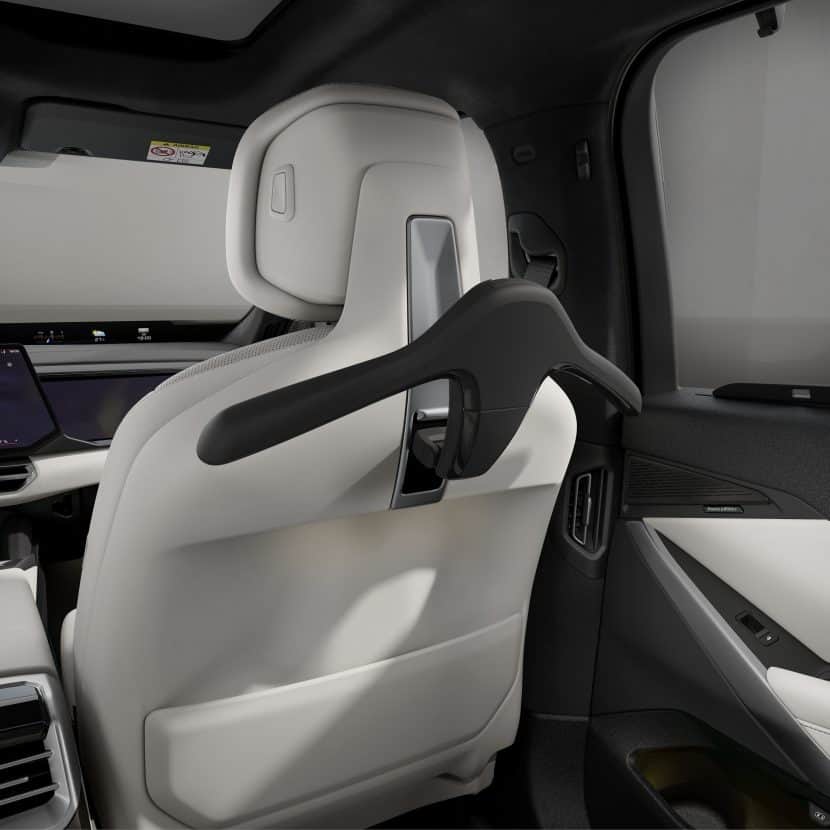 2027 BMW X5 ACCESSORIES 6