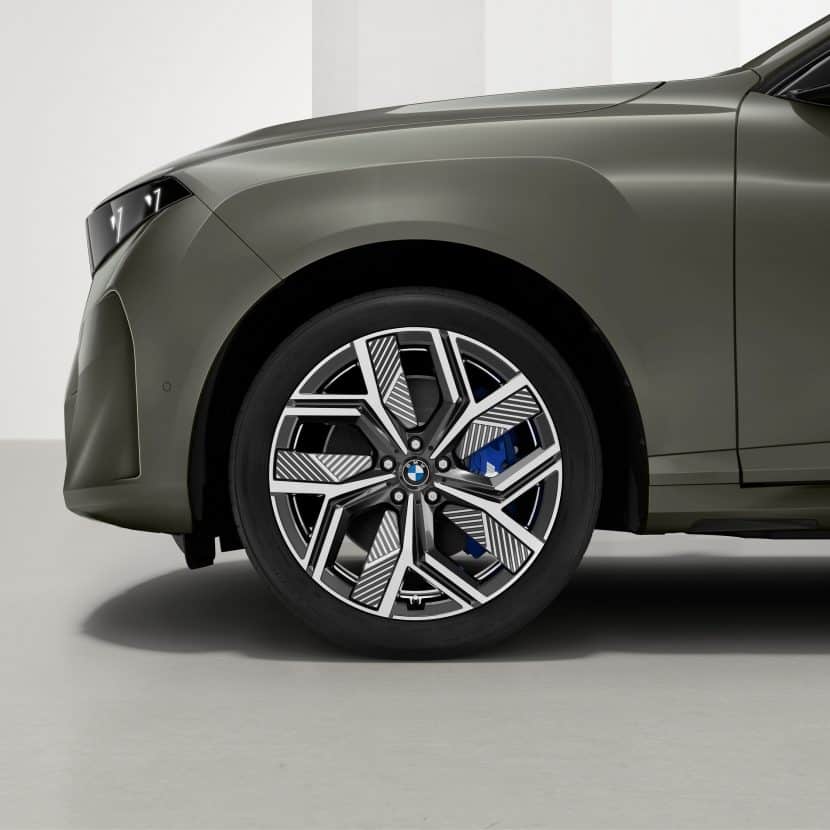 2027 BMW IX5 60 WITH 22 INCH WHEELS 1