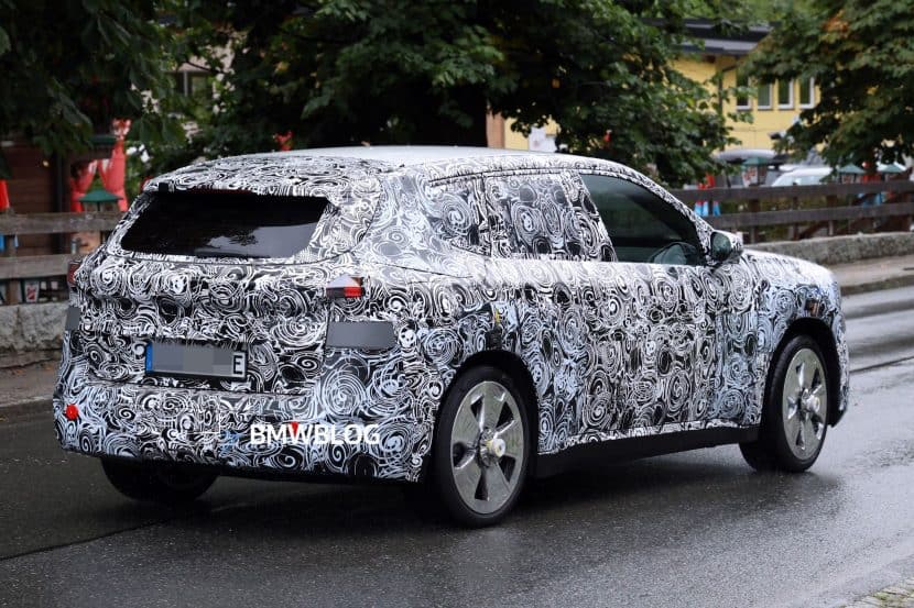 2028 BMW X1 IX1 NB5 SPY PHOTOS 02