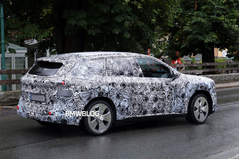 2028 BMW X1 IX1 NB5 SPY PHOTOS 04