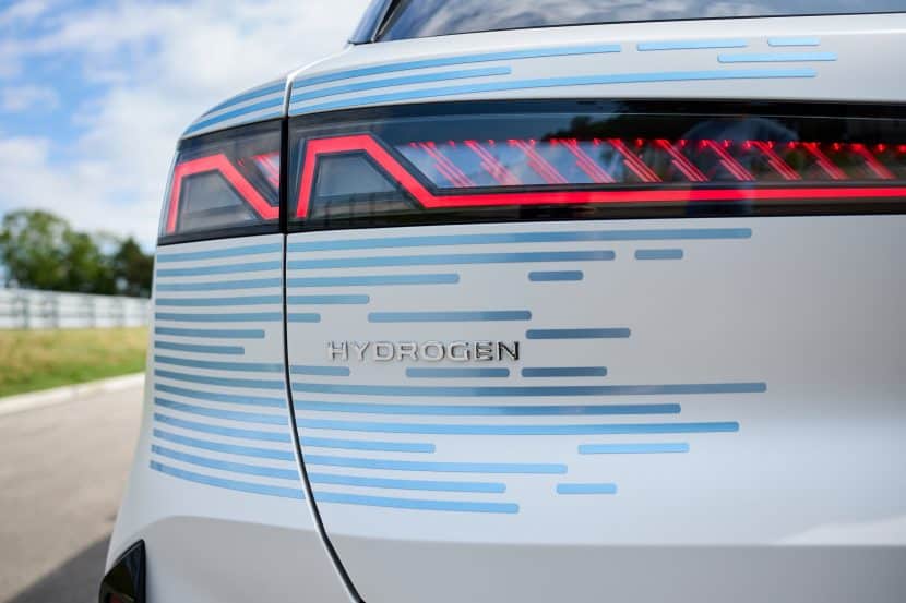 BMW IX5 HYDROGEN 2