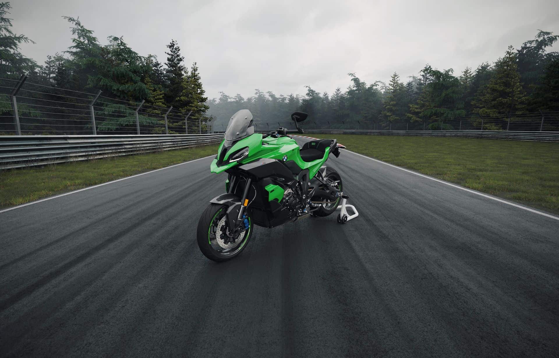 BMW MOTORRAD 100 JAHRE NüRBURGRING 02