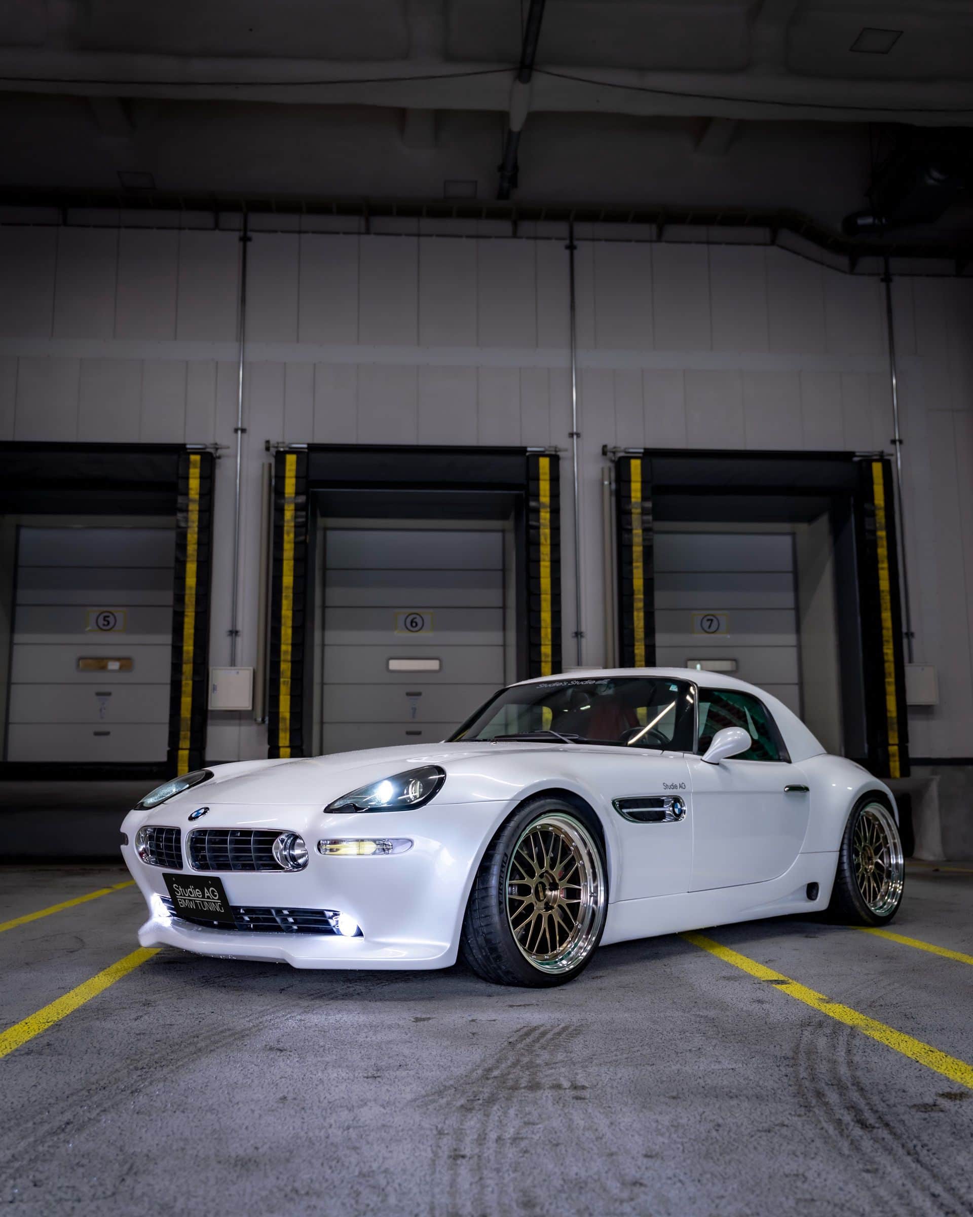 BMW Z8 STUDIE AG 05